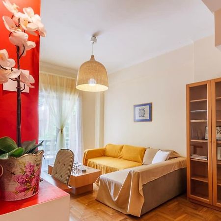 Athens Strawberry Hideaway - City Chic Retreat Екстериор снимка
