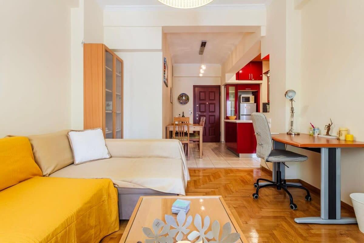 Athens Strawberry Hideaway - City Chic Retreat Екстериор снимка