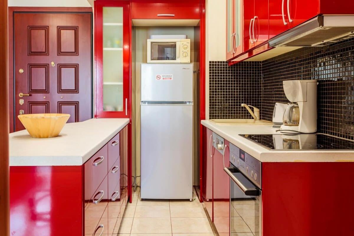 Athens Strawberry Hideaway - City Chic Retreat Екстериор снимка