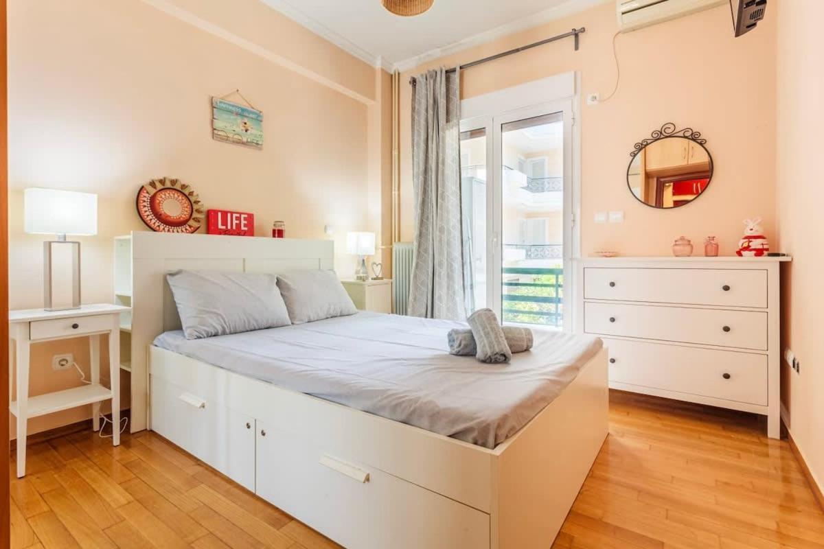 Athens Strawberry Hideaway - City Chic Retreat Екстериор снимка